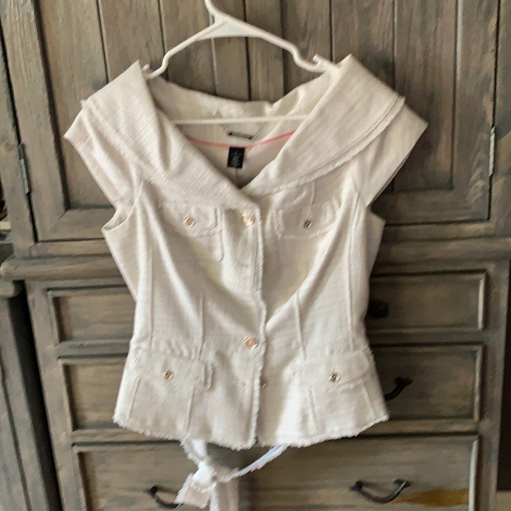 White House Black Market Cream Short Sleeve Sailor Collar Jacket